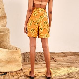 FARM Rio Caramel Raining Banana Short XS